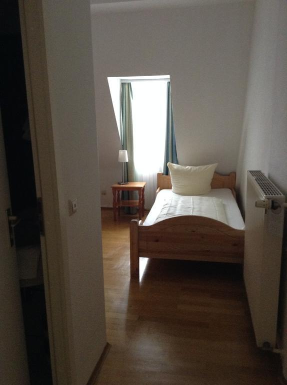 Hotel Zum Pfalzgrafen ハイデルベルク エクステリア 写真