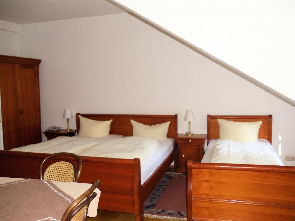 Hotel Zum Pfalzgrafen ハイデルベルク 部屋 写真